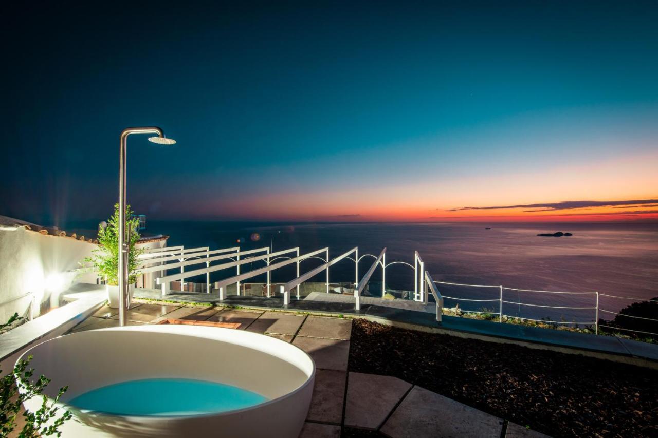 Villa La Tagliata Spectacular Jacuzzi Tub Amazing View And Private Parking Garage Positano Zewnętrze zdjęcie